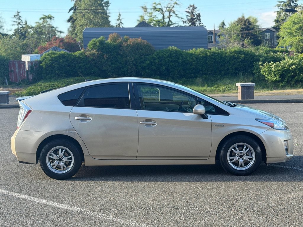 Used 2010 Toyota Prius Three FWD image 6