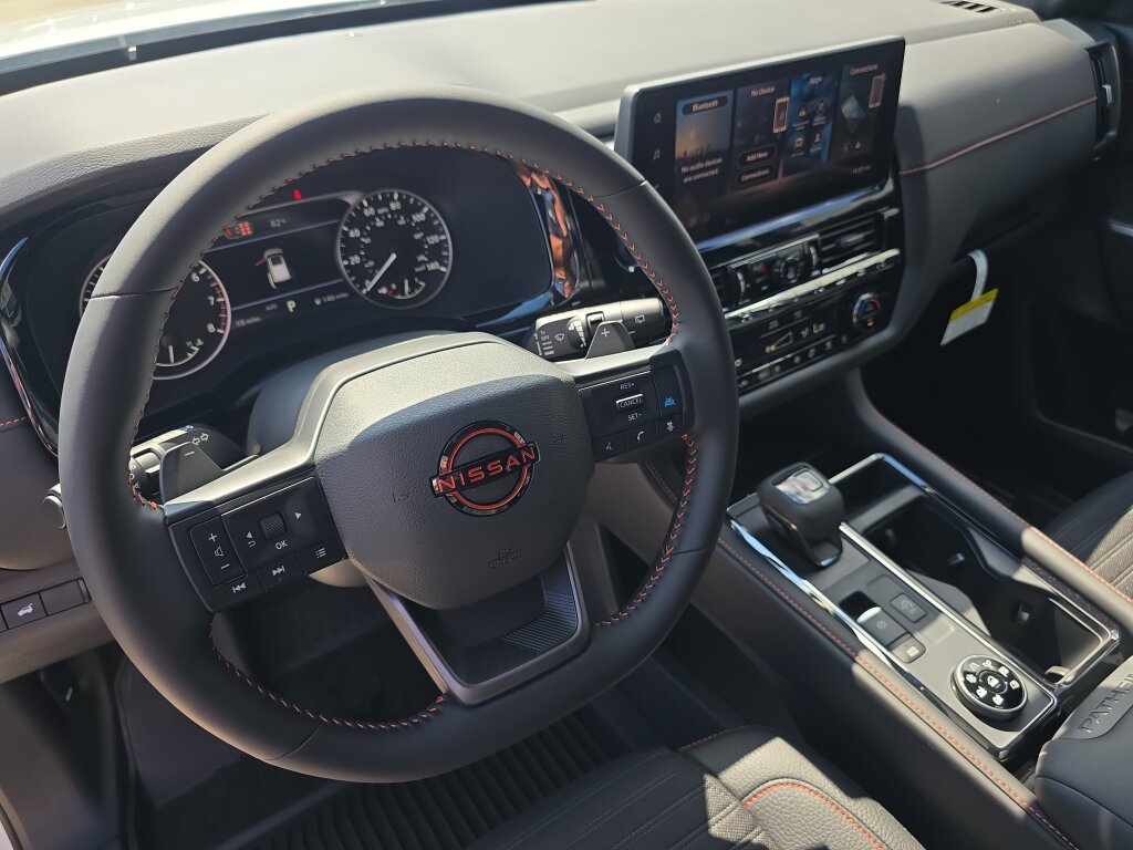 New 2026 Nissan Pathfinder Rock Creek AWD/4WD image 9