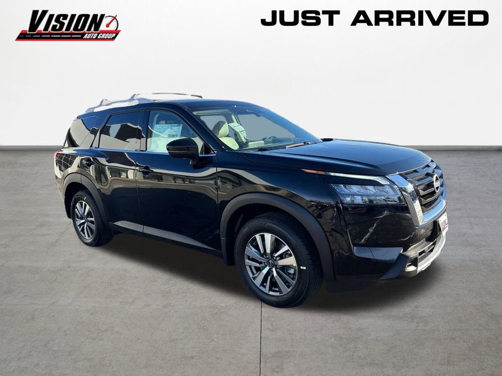 New 2025 Nissan Pathfinder SL video 3