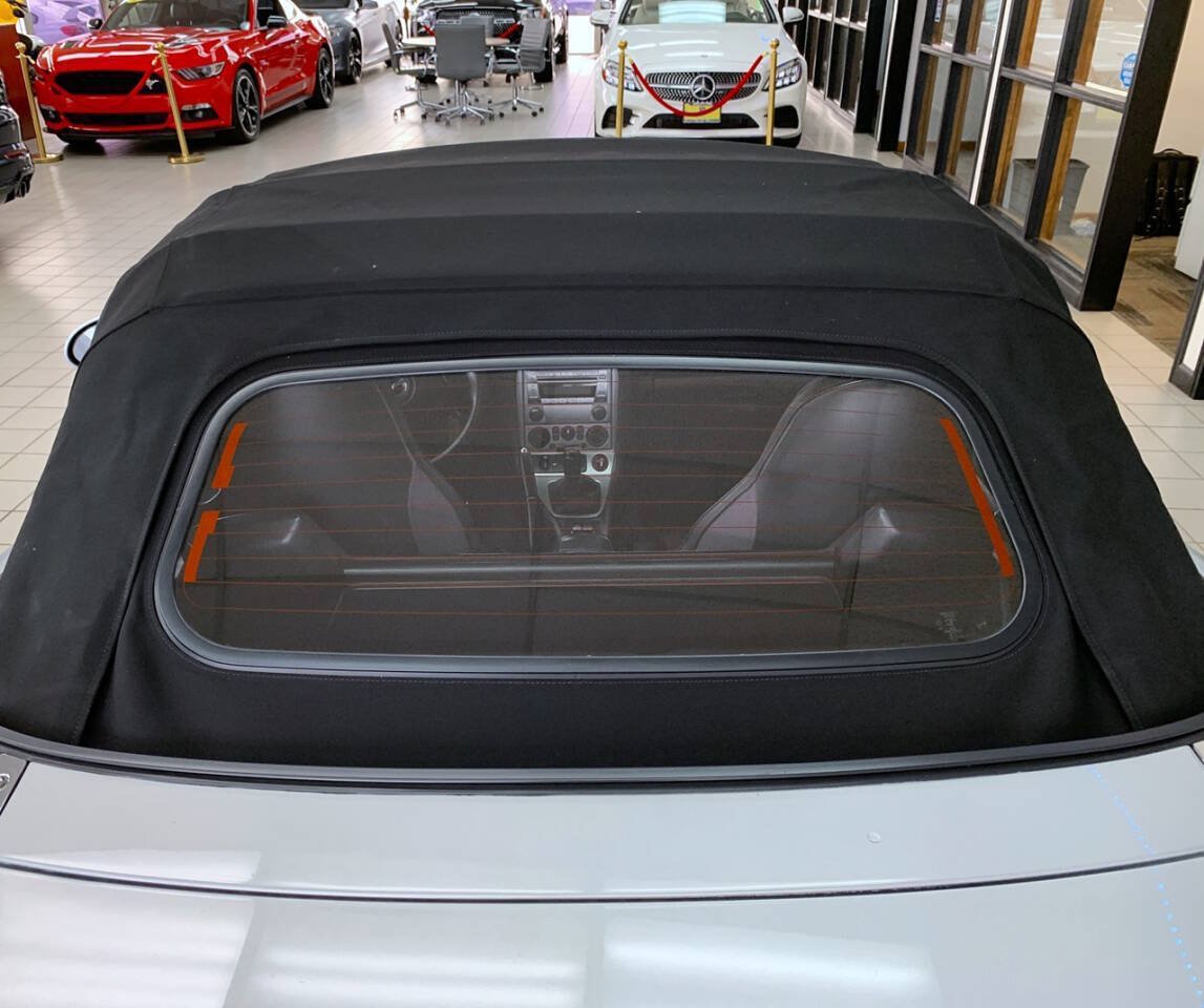 Used 2004 MAZDA MX-5 Miata LS RWD image 7