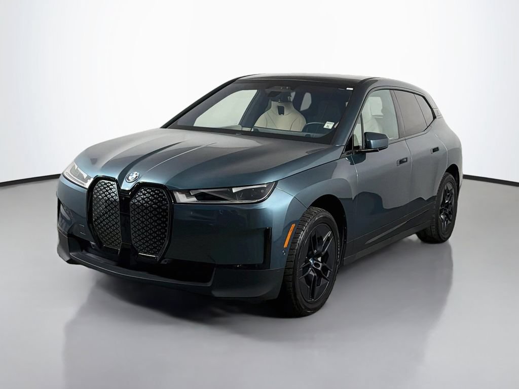 Used 2024 BMW iX xDrive50 w/ Premium Package AWD/4WD image 3
