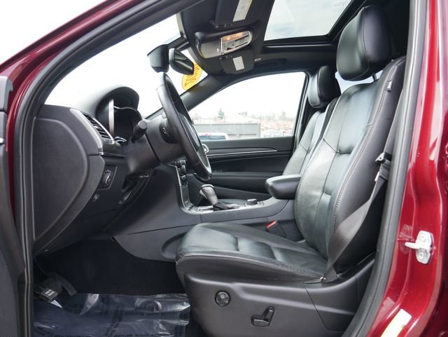 Used 2020 Jeep Grand Cherokee Limited image 12