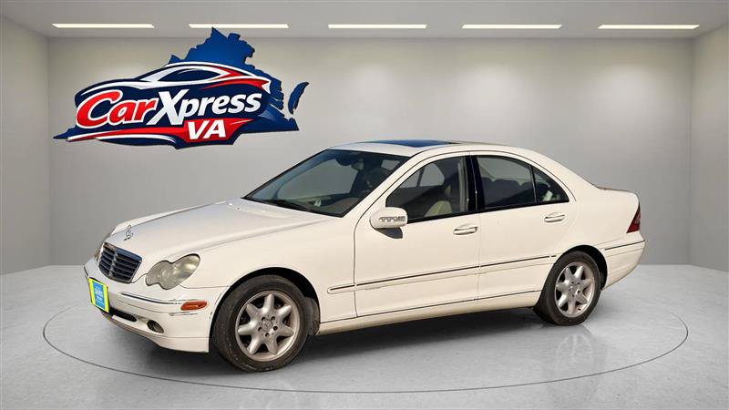 Used 2003 Mercedes-Benz C 240 Sedan w/ C2 Opt Pkg image 15