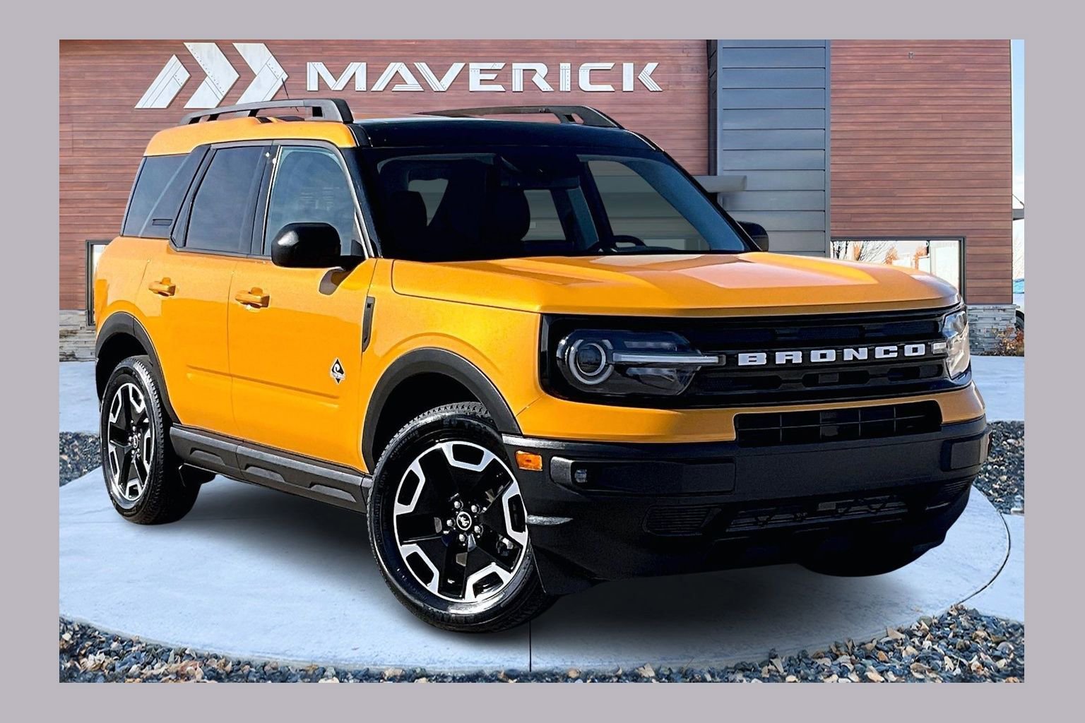Used 2023 Ford Bronco Sport Outer Banks w/ Tech Package image 1