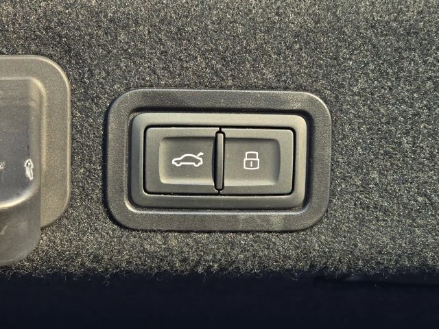 Used 2018 Audi A6 3.0T Prestige w/ Prestige Package image 39