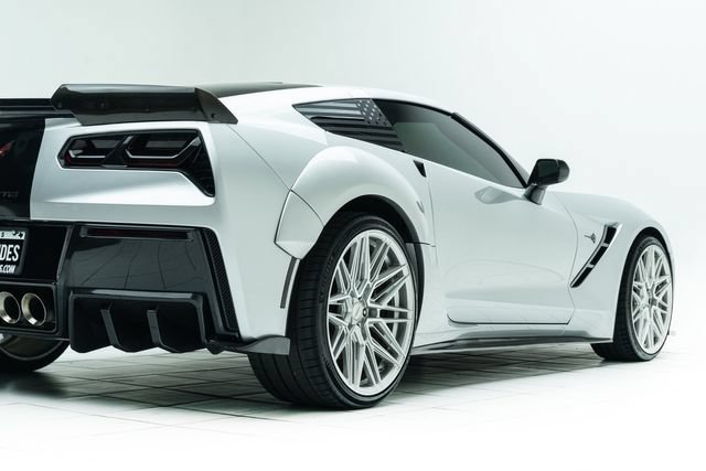 Used 2019 Chevrolet Corvette Stingray Coupe RWD image 13
