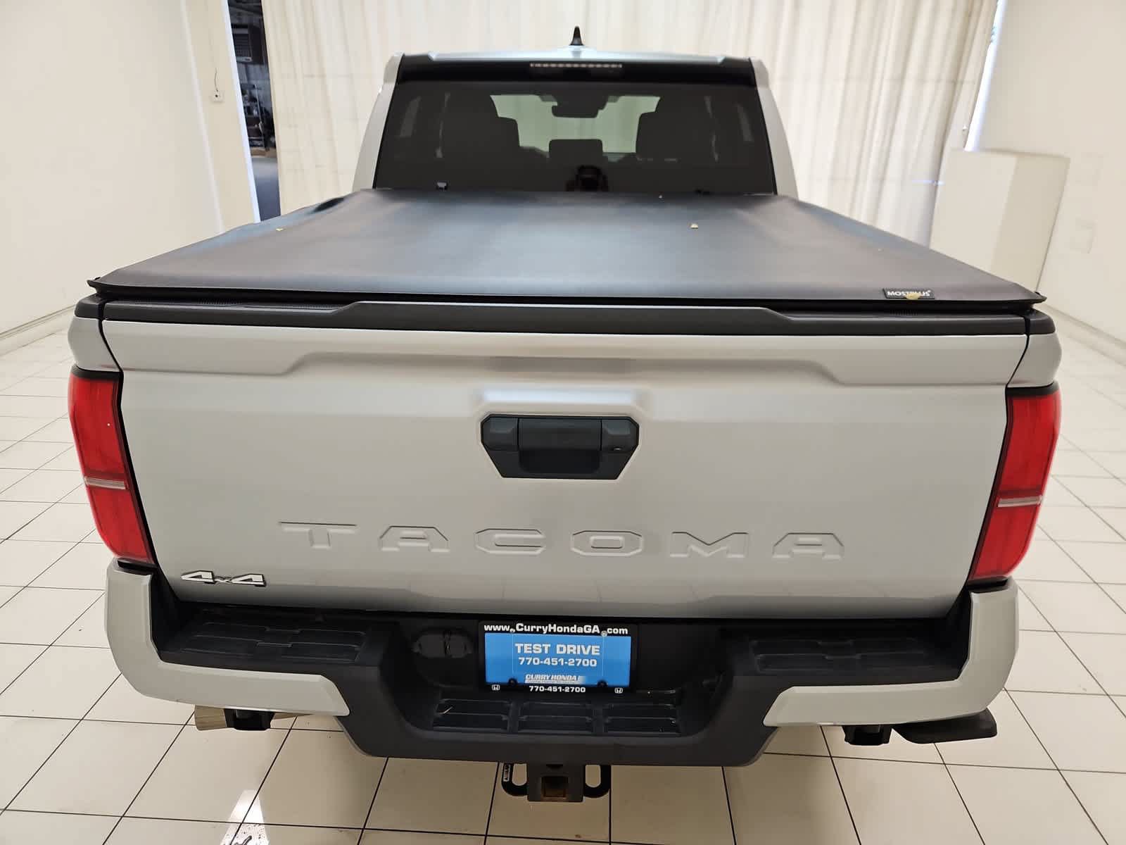 Used 2024 Toyota Tacoma SR5 AWD/4WD image 25