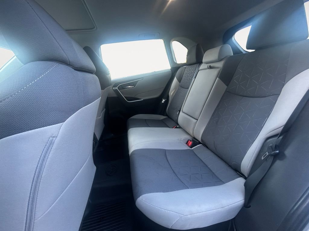 Used 2022 Toyota RAV4 XLE image 11