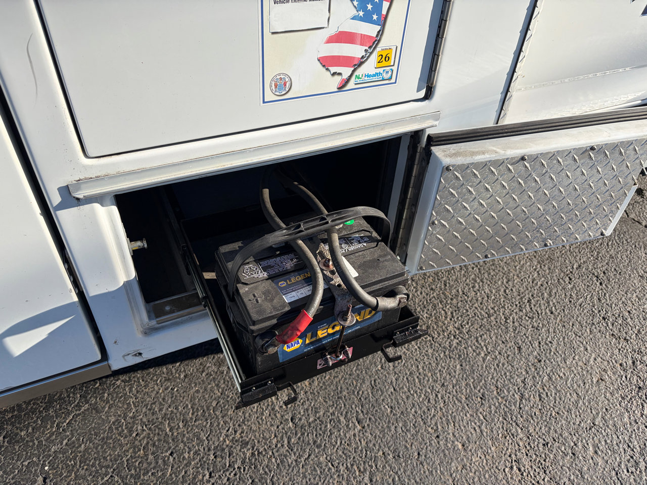 Used 2015 Chevrolet Express 4500 w/ Ambulance Package image 29