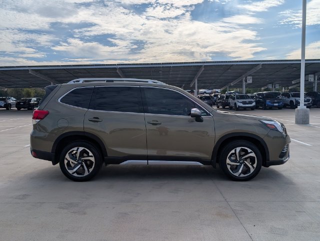 Certified 2024 Subaru Forester Touring AWD/4WD image 6