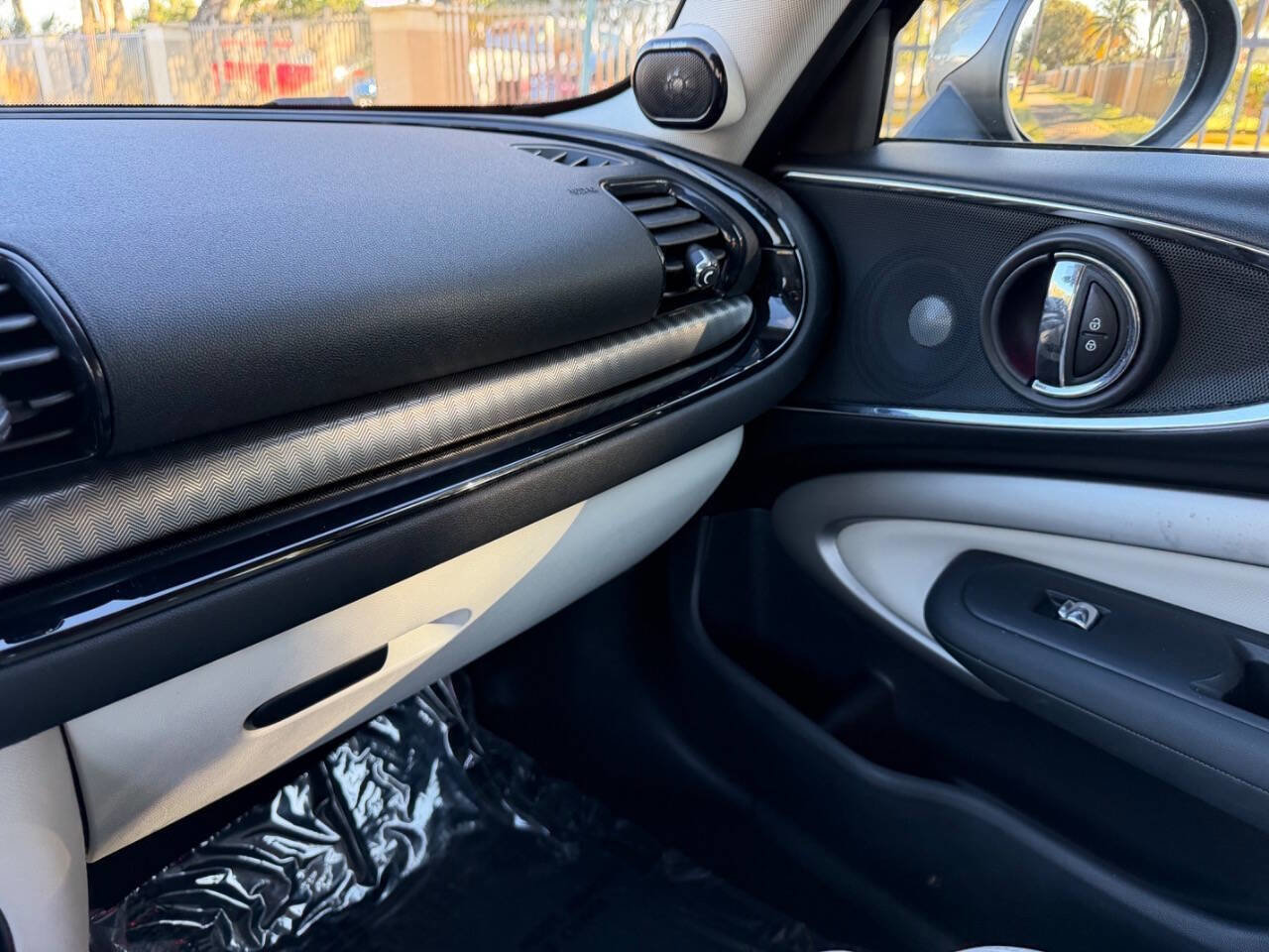 Used 2017 MINI Cooper Clubman S image 20