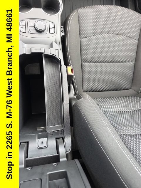 Used 2024 GMC Terrain SLE w/ Driver Convenience Package AWD/4WD image 27
