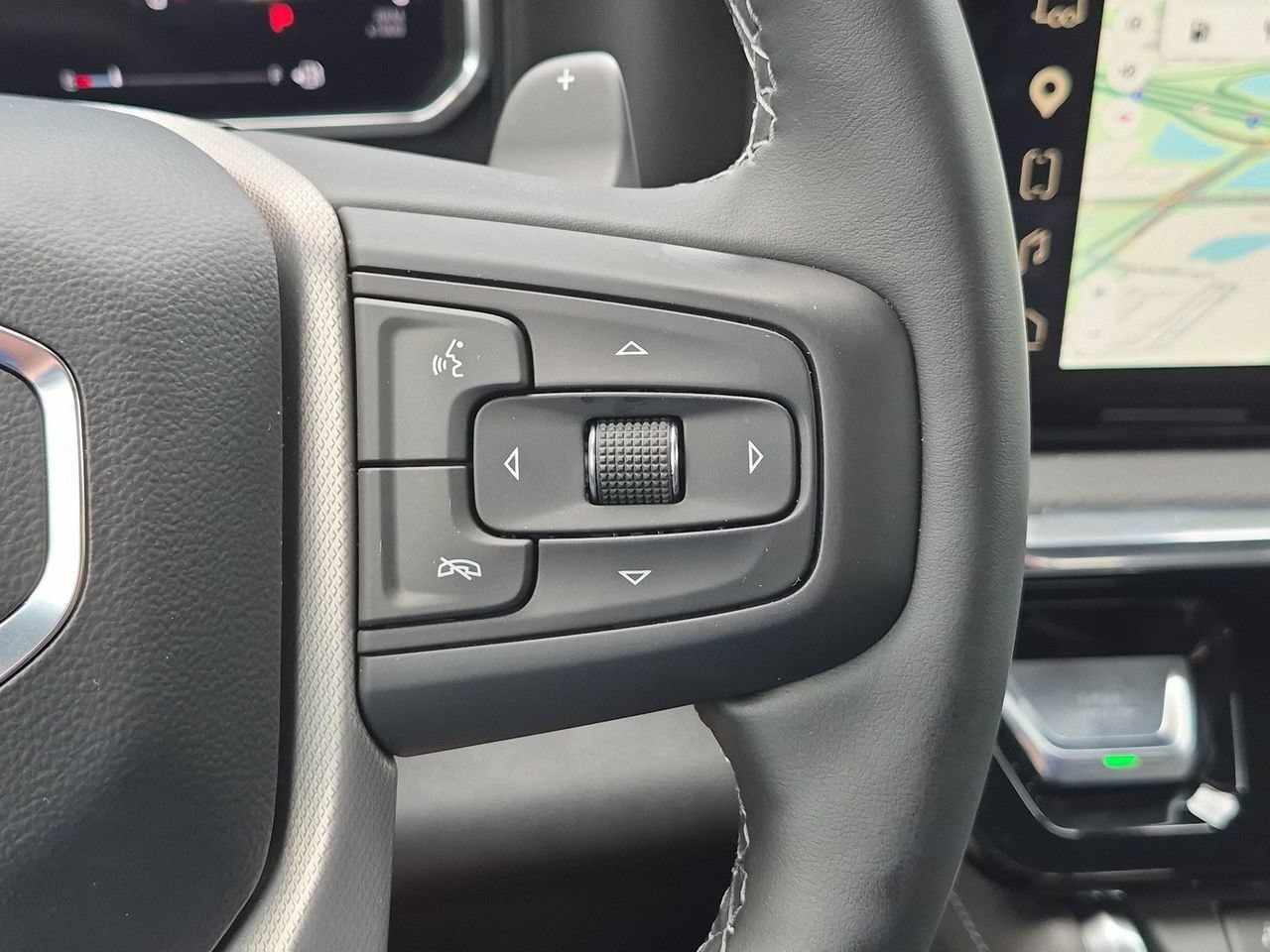 Used 2026 GMC Sierra 1500 Denali w/ Technology Package AWD/4WD image 13