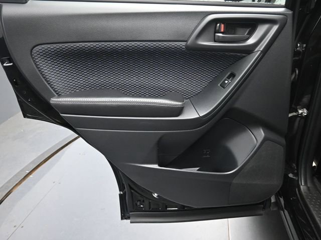 Used 2017 Subaru Forester 2.5i w/ Alloy Wheel Package image 22