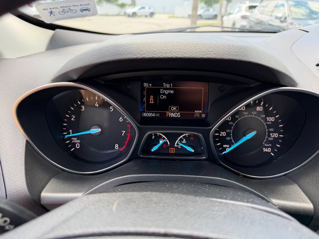 Used 2017 Ford Escape SE w/ Equipment Group 201A AWD/4WD image 28