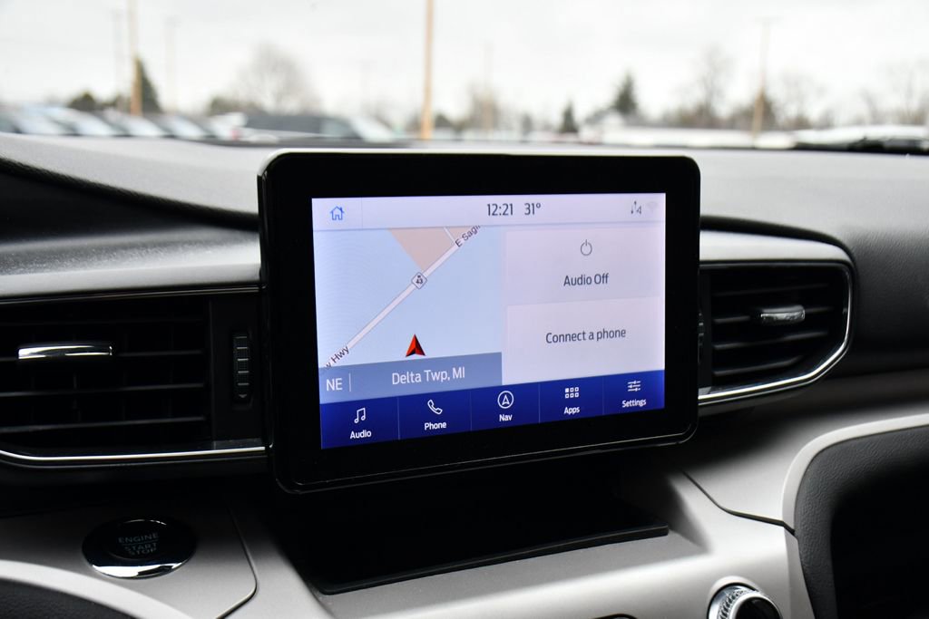 Used 2023 Ford Explorer XLT w/ Equipment Group 202A image 28