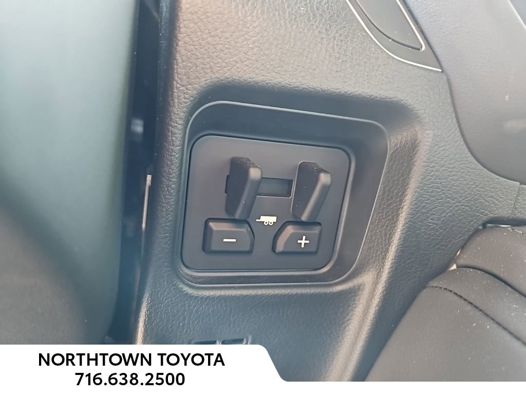 Used 2024 Lexus GX 550 image 46