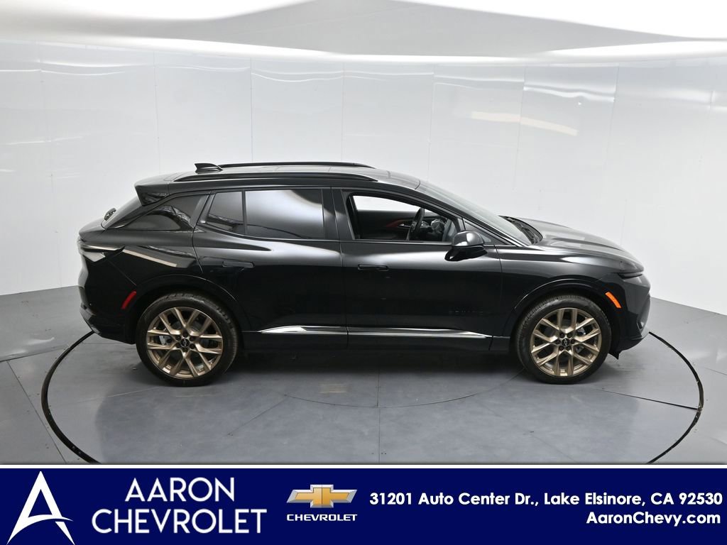 New 2026 Chevrolet Equinox EV RS FWD image 58