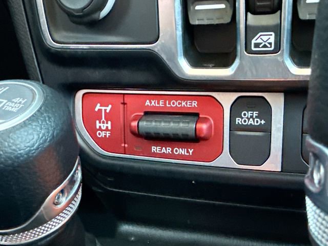 Used 2024 Jeep Wrangler Willys AWD/4WD image 27