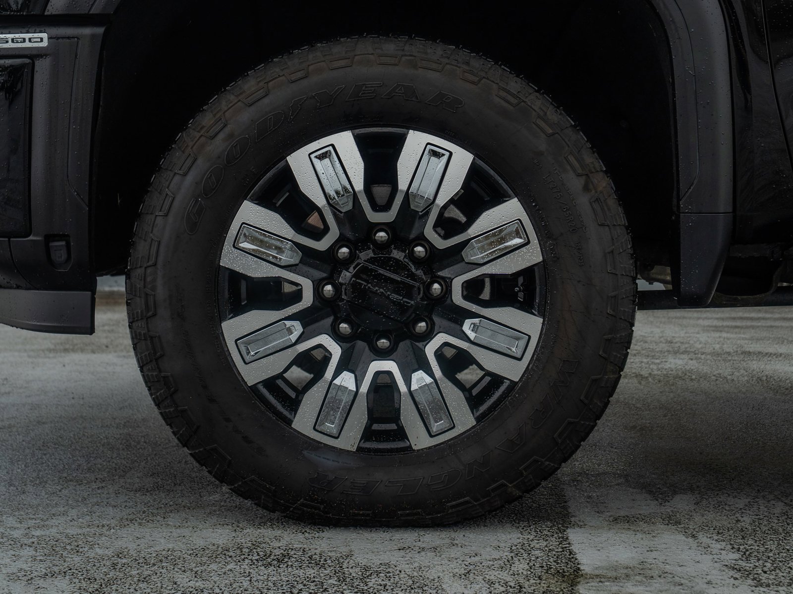 Used 2024 GMC Sierra 2500 Denali w/ Denali Reserve Package image 14