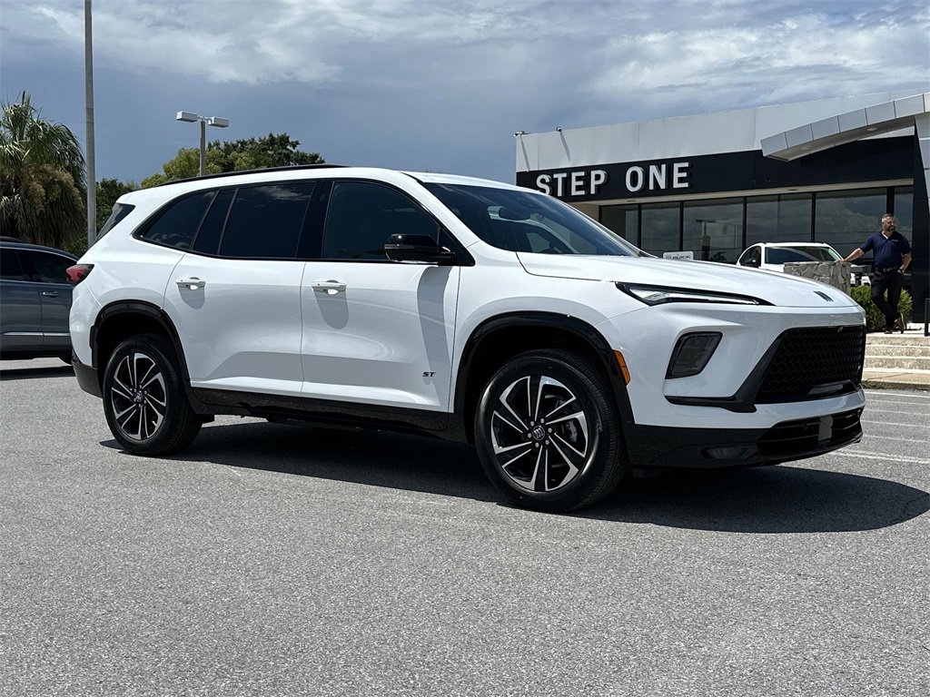 New 2025 Buick Enclave Sport Touring w/ Power Package image 10