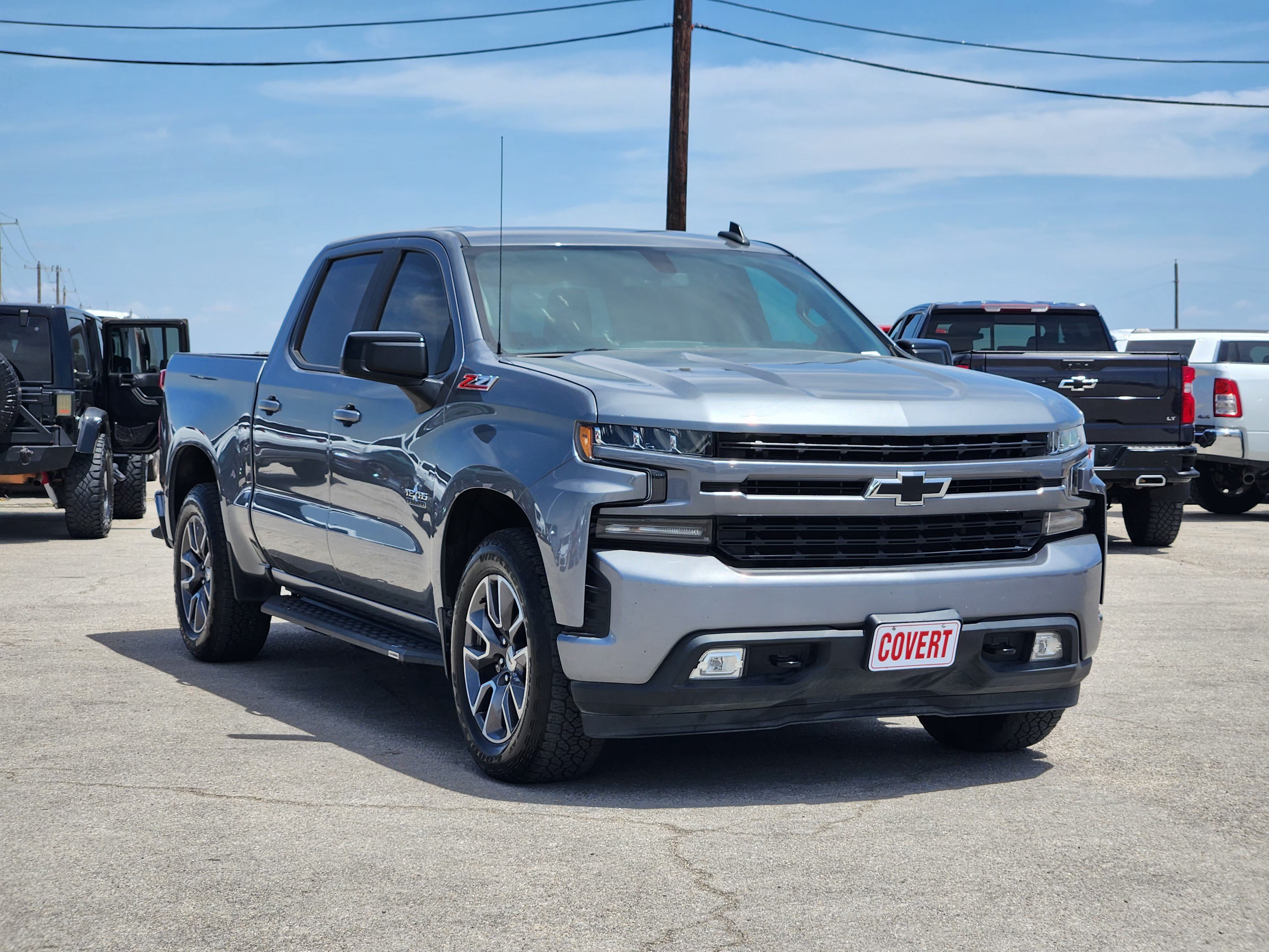 Used 2020 Chevrolet Silverado 1500 RST AWD/4WD image 3