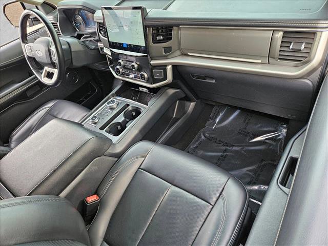 Used 2024 Ford Expedition XLT AWD/4WD image 22