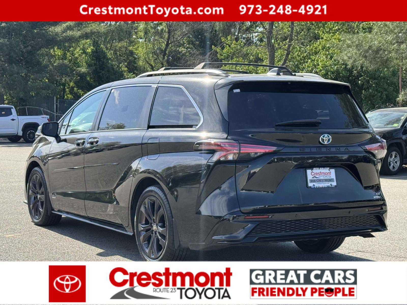 Certified 2021 Toyota Sienna XSE w/ XSE Plus Package FWD image 4