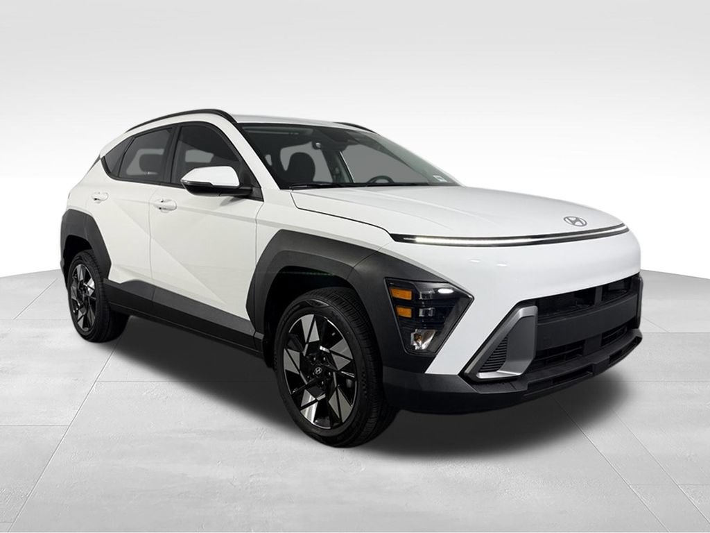Used 2025 Hyundai Kona SEL AWD/4WD image 5