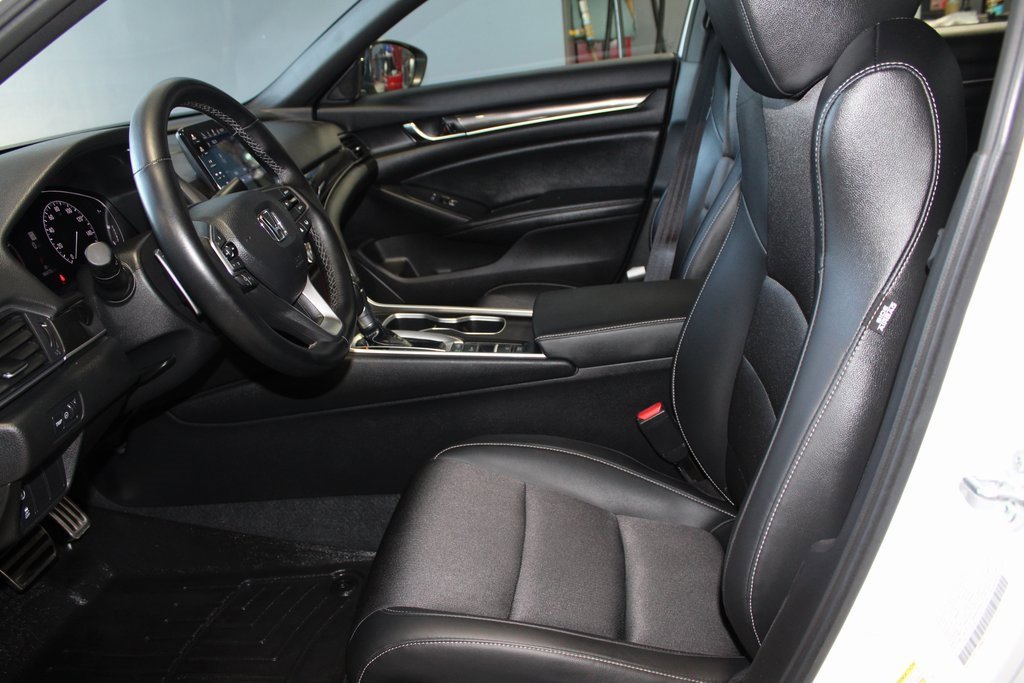 Used 2022 Honda Accord Sport image 14