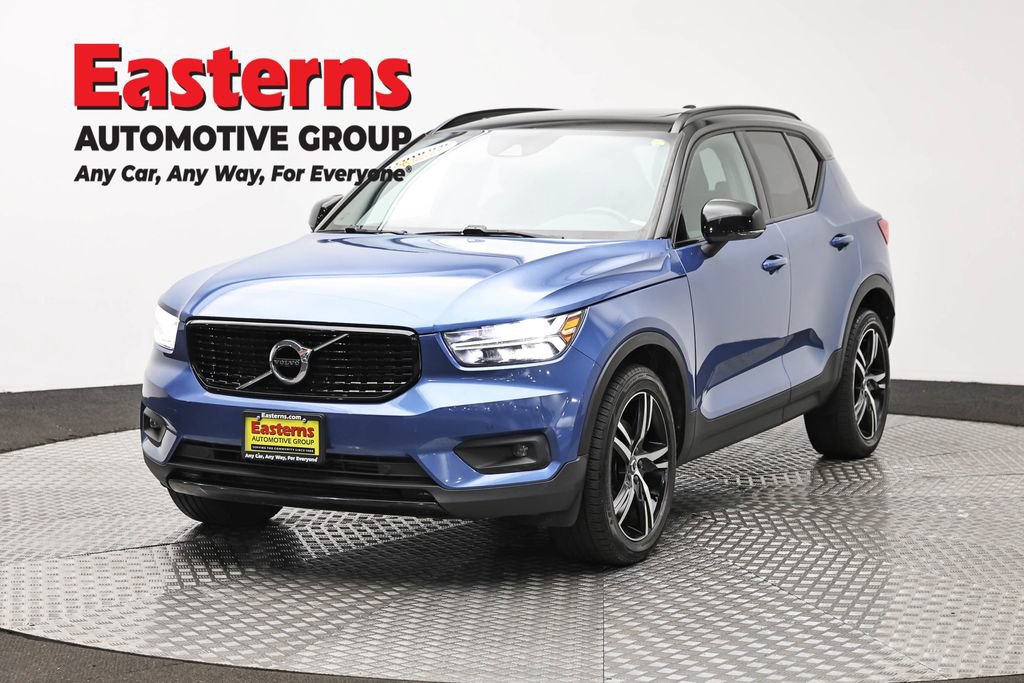 Used 2020 Volvo XC40 T5 R-Design
