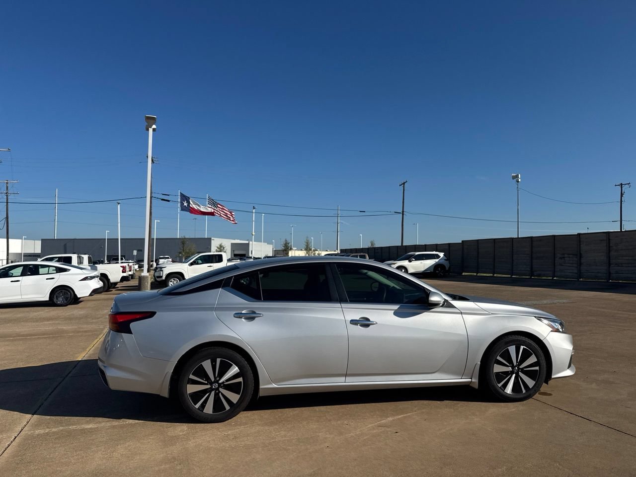 Used 2021 Nissan Altima 2.5 SV FWD image 25