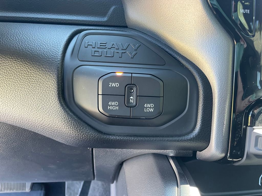 New 2026 RAM 2500 Laramie w/ Night Edition AWD/4WD image 17