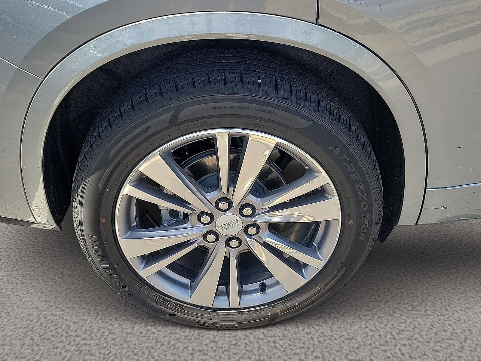 Certified 2025 Cadillac XT6 Premium Luxury AWD/4WD image 7