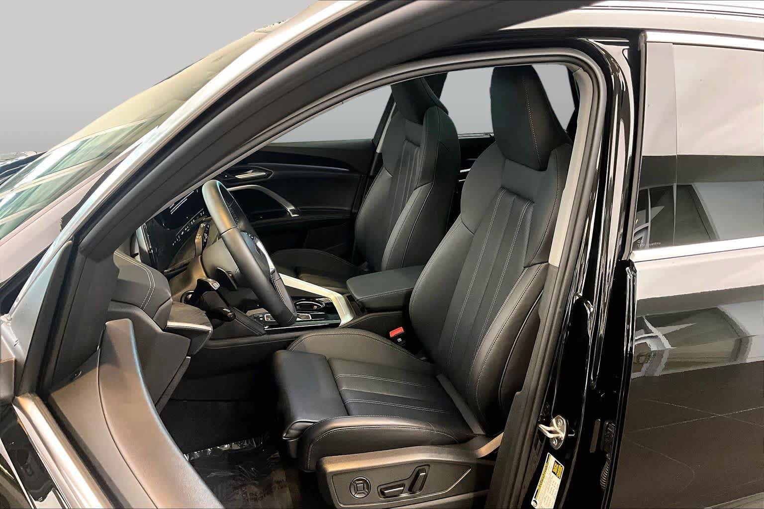 Certified 2025 Audi Q5 Premium AWD/4WD image 8