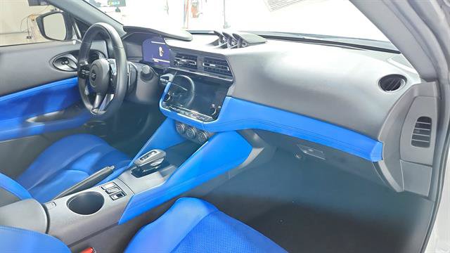 Certified 2024 Nissan Z Performance w/ Floor Mat Package RWD image 22
