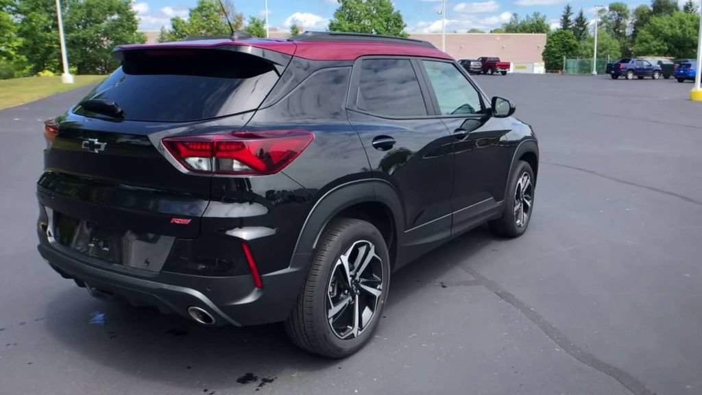 Used 2021 Chevrolet TrailBlazer RS w/ Technology Package AWD/4WD image 8