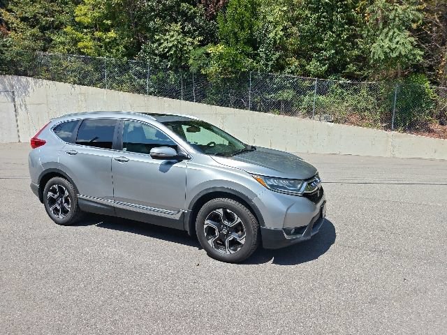 Used 2018 Honda CR-V Touring video 1