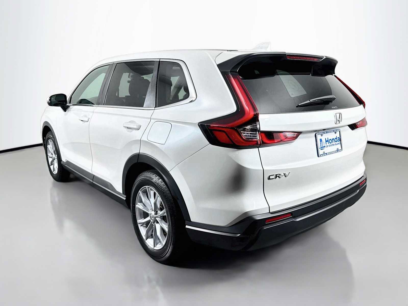 Certified 2025 Honda CR-V EX image 5
