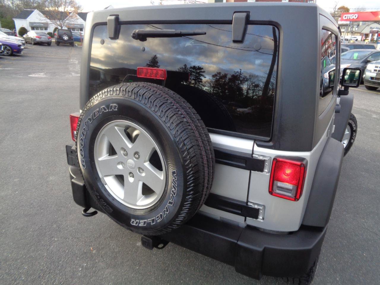 Used 2011 Jeep Wrangler Sport AWD/4WD image 20