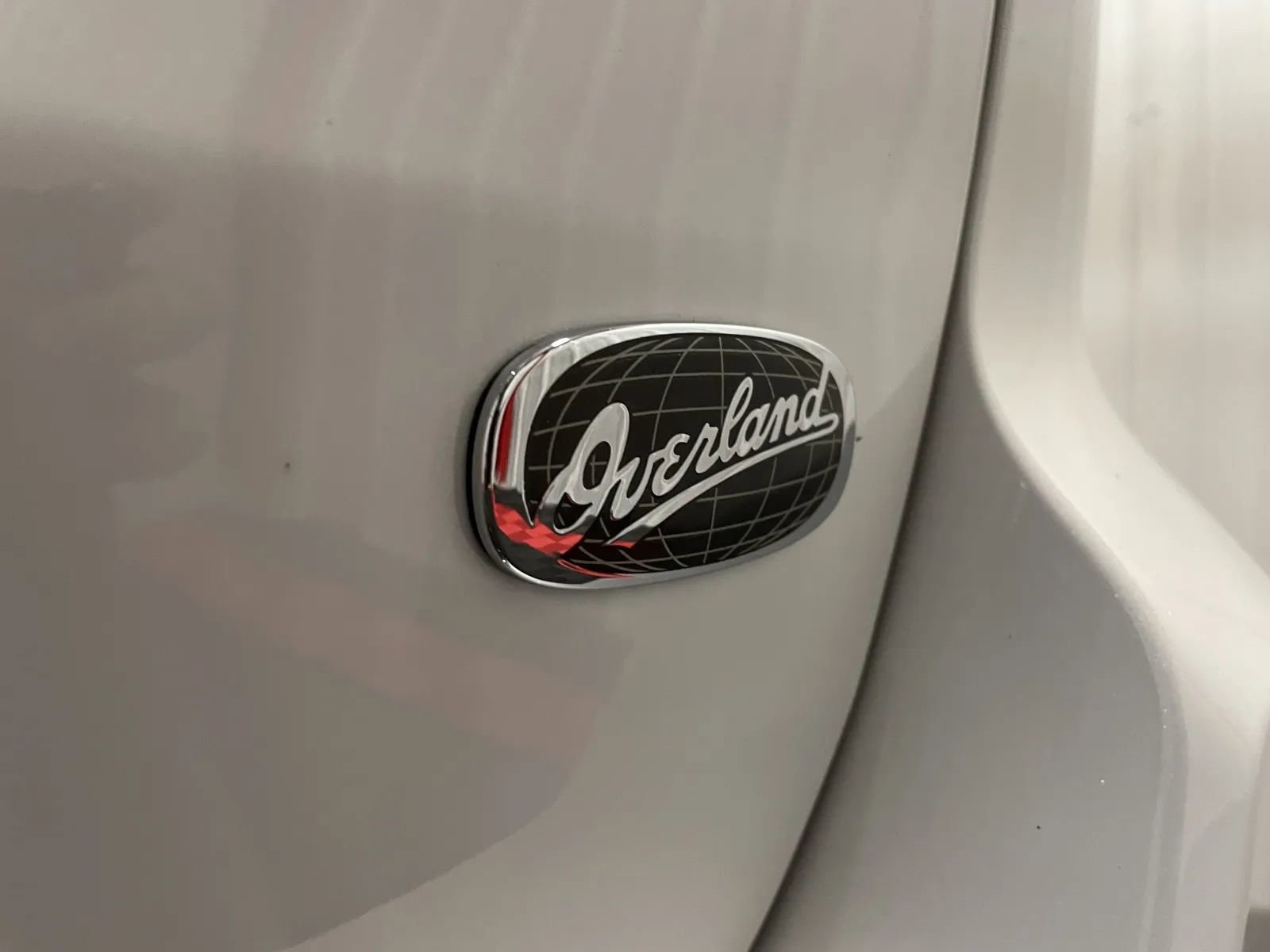 Used 2020 Jeep Grand Cherokee Overland image 17
