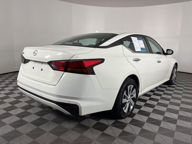 Used 2025 Nissan Altima 2.5 S image 10