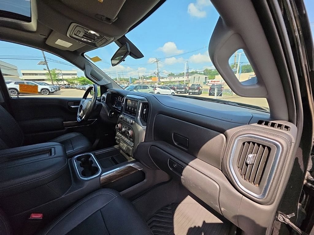 Used 2021 Chevrolet Silverado 1500 LT Trail Boss w/ Convenience Package II AWD/4WD image 30