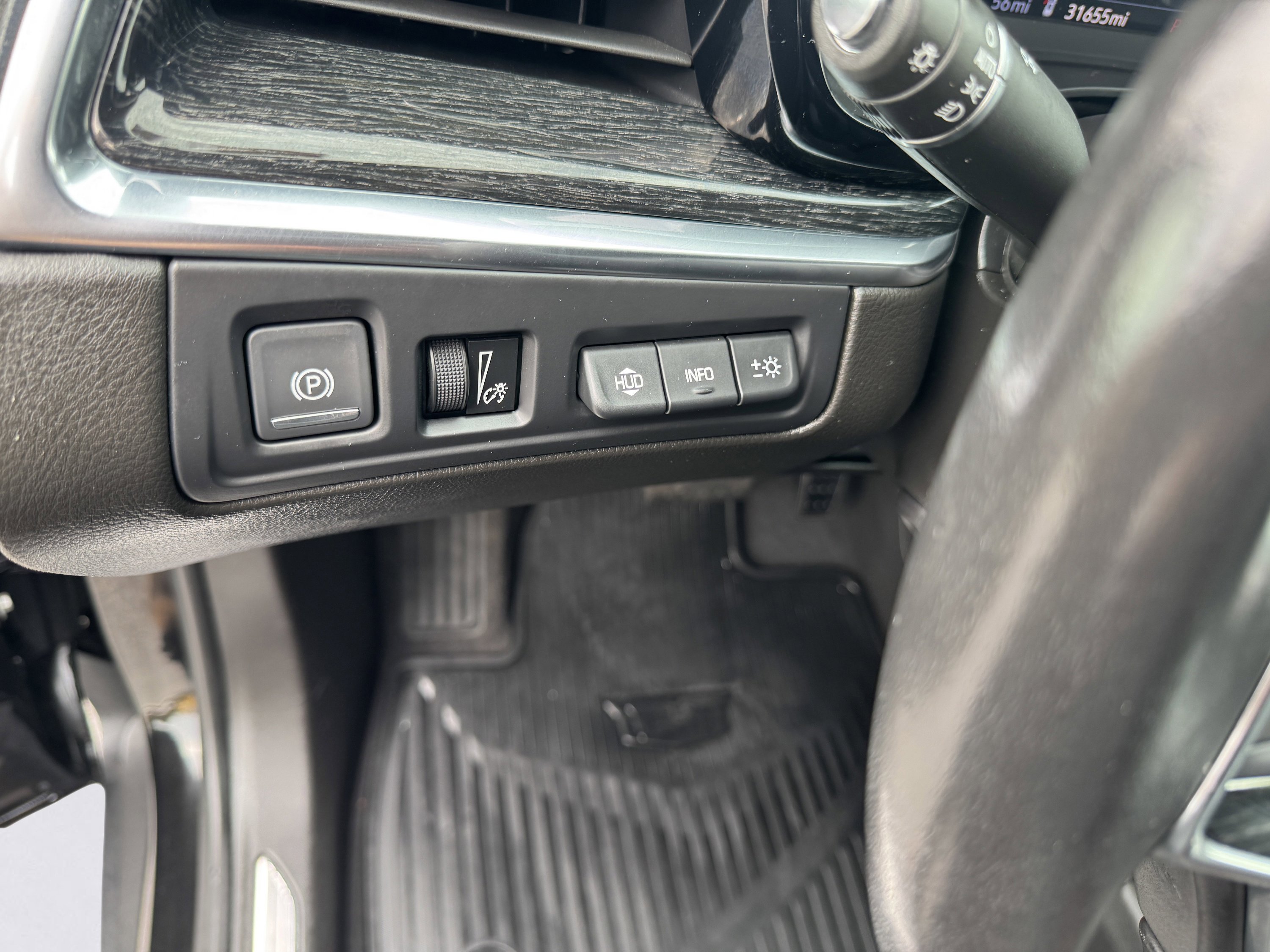 Used 2022 Cadillac XT5 Premium Luxury w/ Technology Package image 18