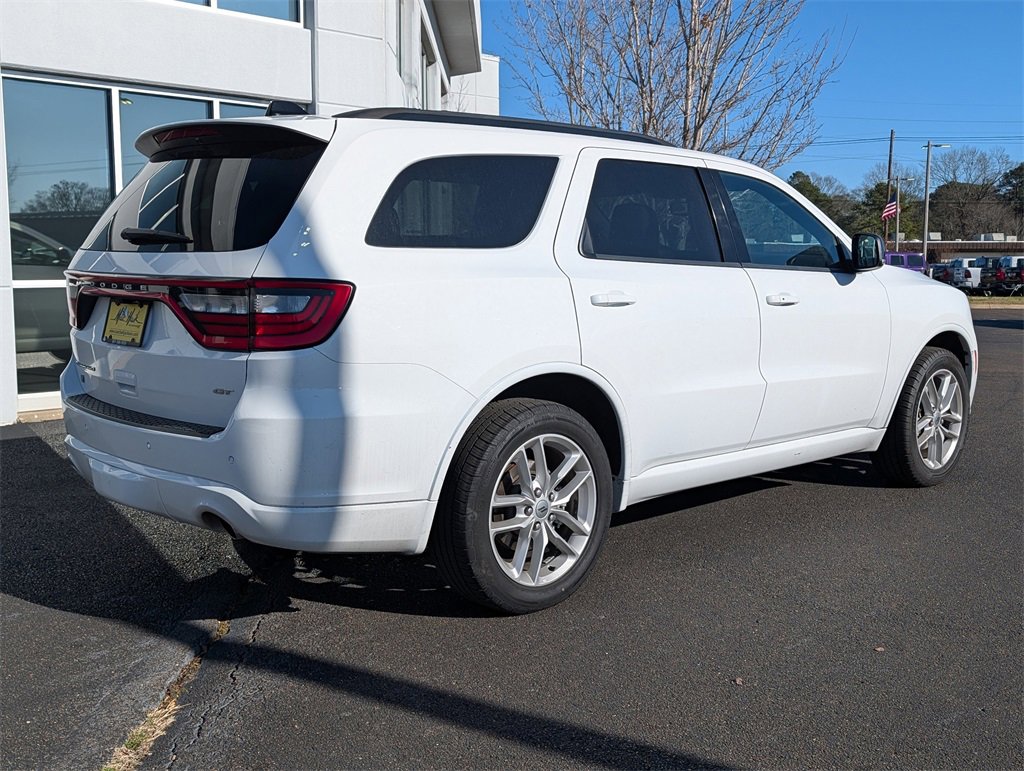 Used 2024 Dodge Durango GT image 3