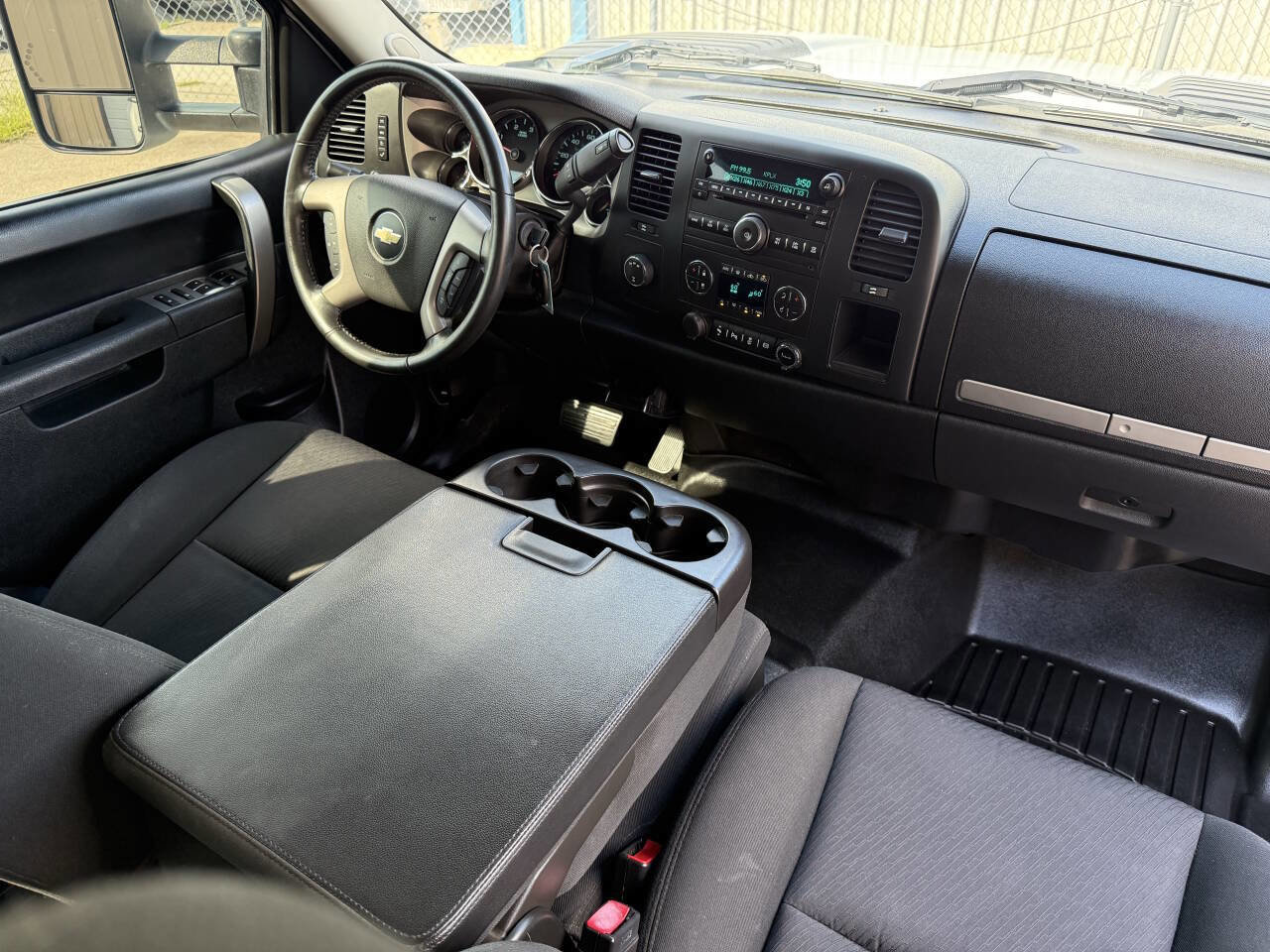 Used 2014 Chevrolet Silverado 2500 LT w/ Interior Plus Package image 29
