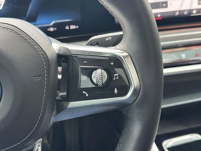 Certified 2023 BMW i7 xDrive60 image 31