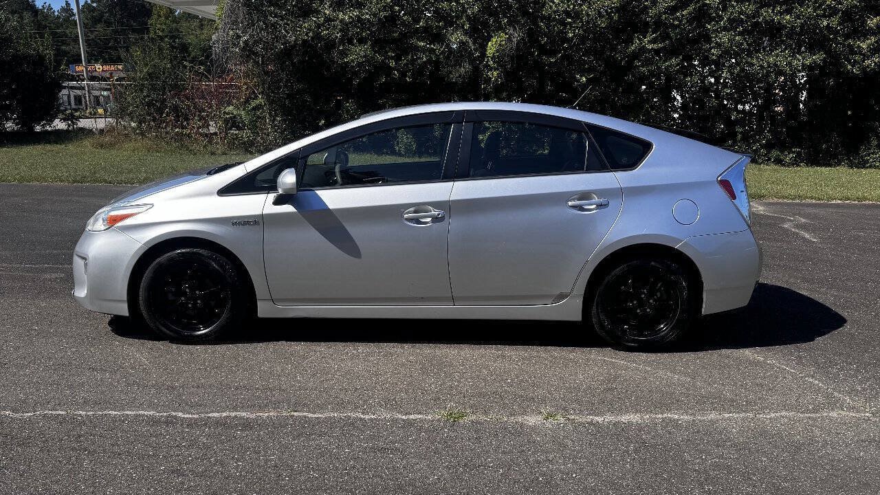 Used 2012 Toyota Prius Two FWD image 5