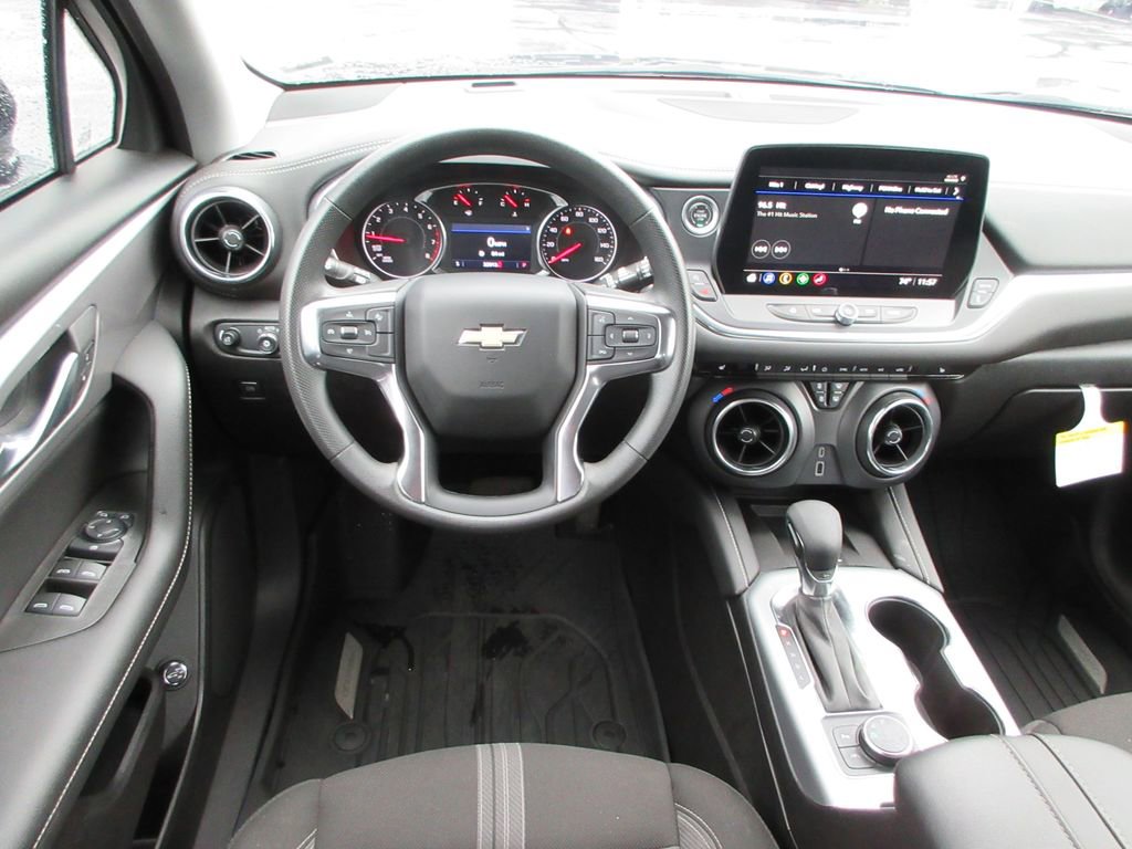Used 2024 Chevrolet Blazer LT w/ Redline Edition FWD image 14