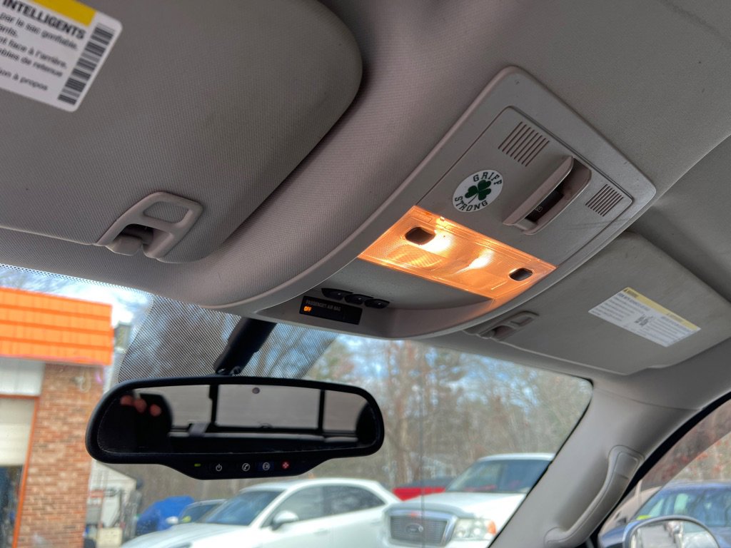 Used 2010 GMC Sierra 1500 SLT w/ All-Terrain Package image 25